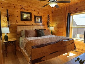 4 bedrooms, iron/ironing board, travel cot, free WiFi