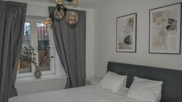 Apartment | 1 bedroom, iron/ironing board, free WiFi, bed sheets