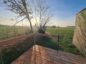 Property grounds - Cozy tiny house with a view of the countryside (Ritterhude)