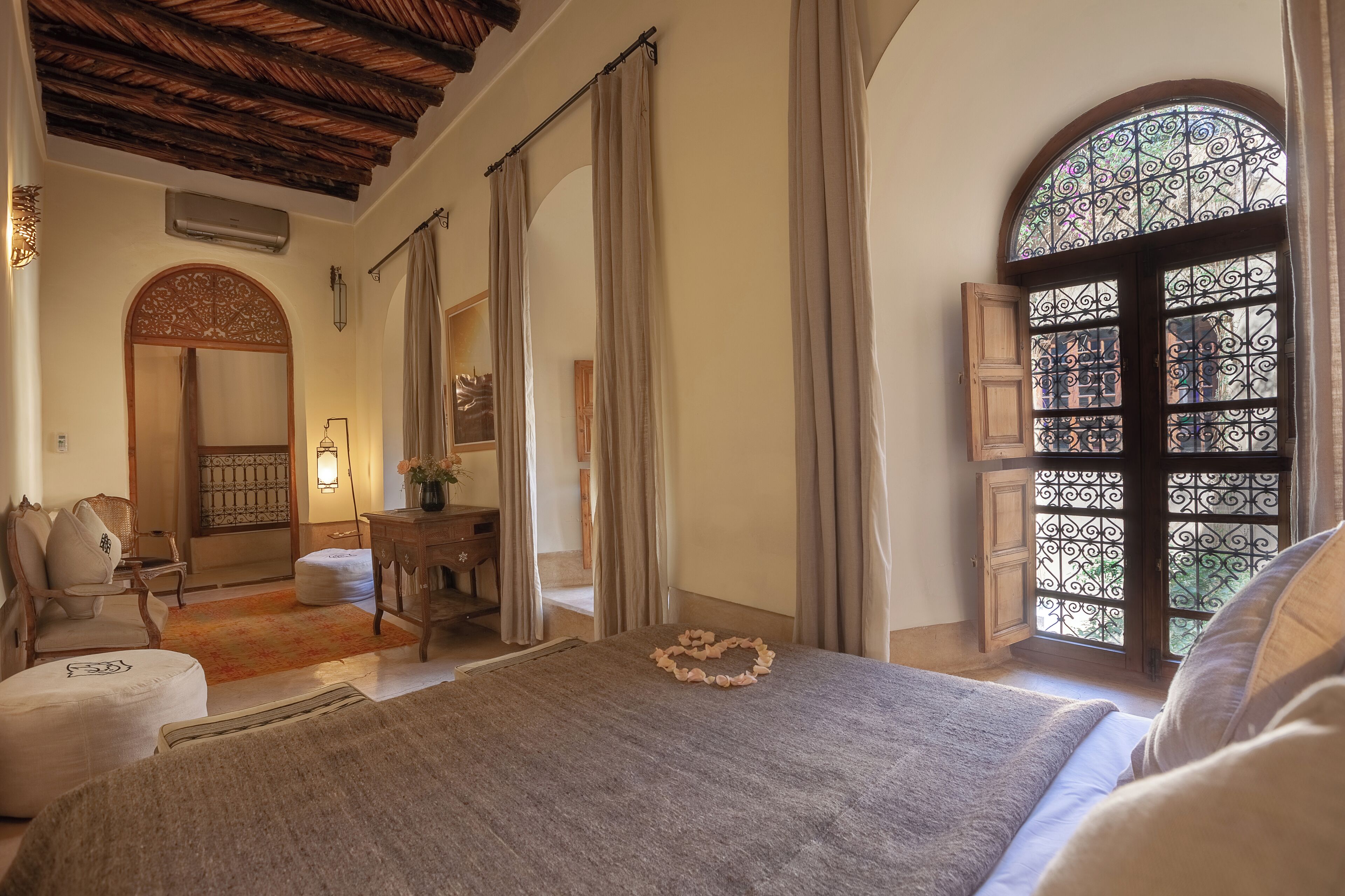 Photo - Riad KHOL Bohémia