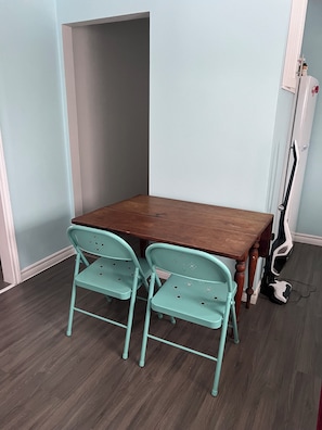 Dining - Halliburton Highlands Getaway (Kinmount)