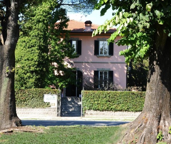 Exterior - Villa Agnese Bed and Breakfast (Lucca)