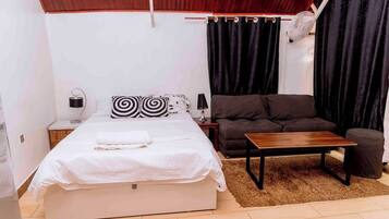 1 多间卧室、熨斗/熨衣板、WiFi、床单