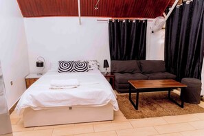 1 chambre, fer et planche à repasser, Wi-Fi, draps fournis