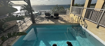 Newly Renovated, Sweeping Ocean Views, Privacy, Pool, and King Suites.