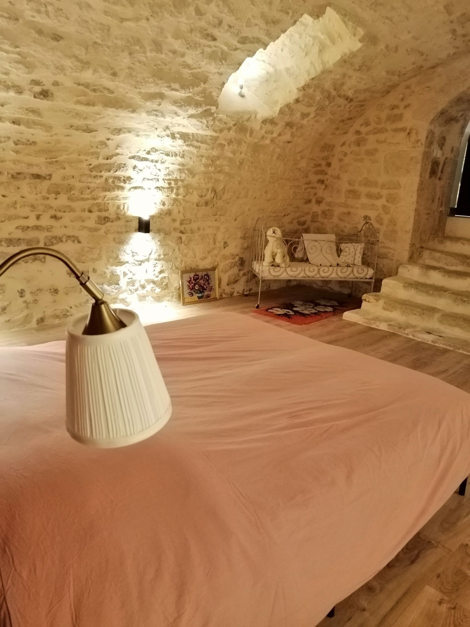 2 dormitorios, tabla de planchar con plancha, wifi y ropa de cama