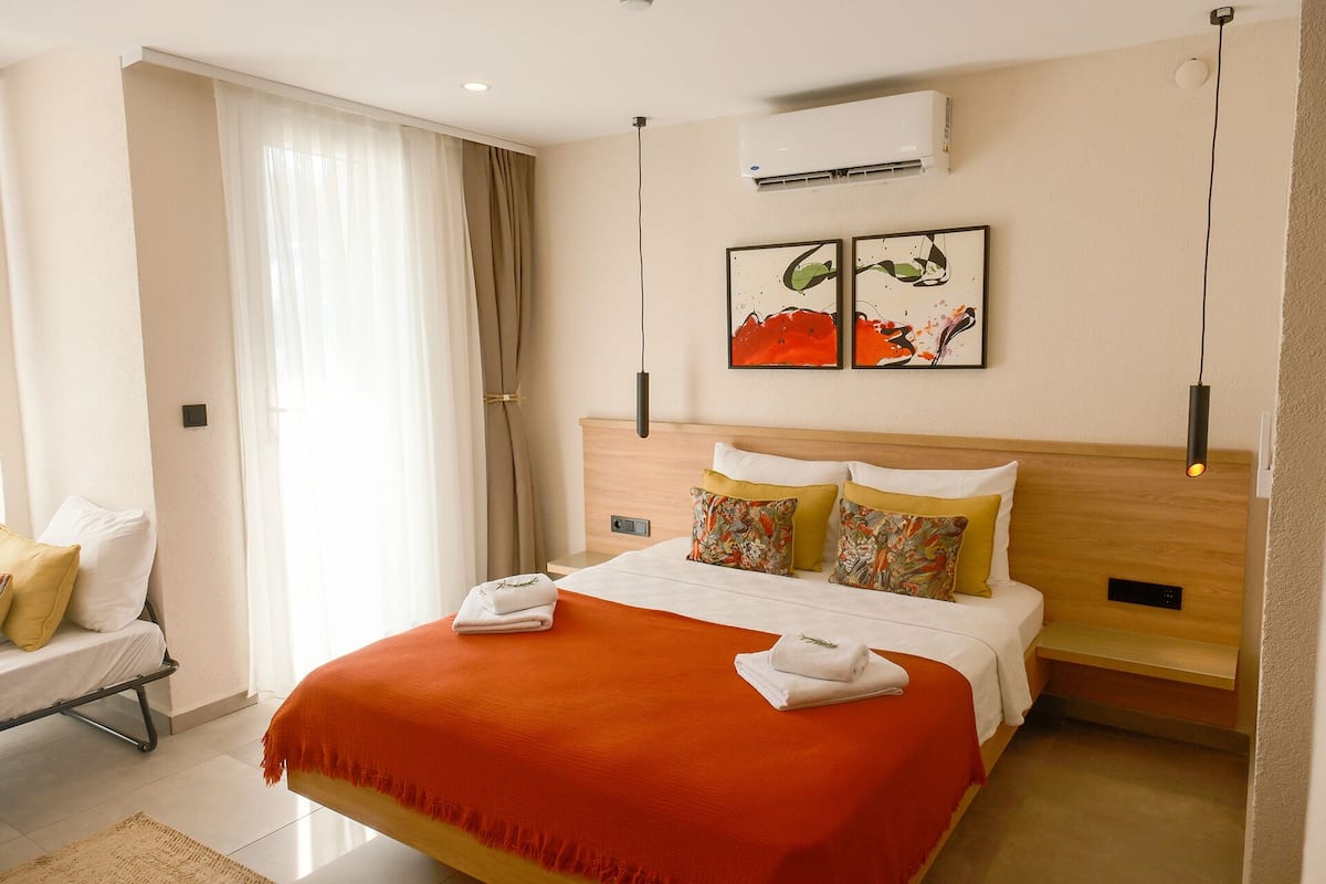 Habitación triple Deluxe | 1 habitación, insonorización y wifi gratis