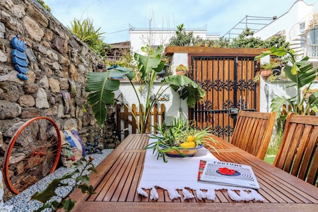 Standard Double Room, Non Smoking, Garden View | Terrace/patio