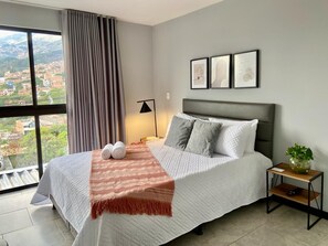 Studio – deluxe | Allergitestet sengetøy, dundyner, strykejern/-brett og wi-fi (inkludert)