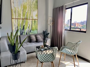 Studio – design | Allergitestet sengetøy, dundyner, strykejern/-brett og wi-fi (inkludert)