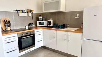 Microwave, oven, stovetop