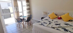 高级双人房或双床房 | 熨斗/熨板、免费 WiFi