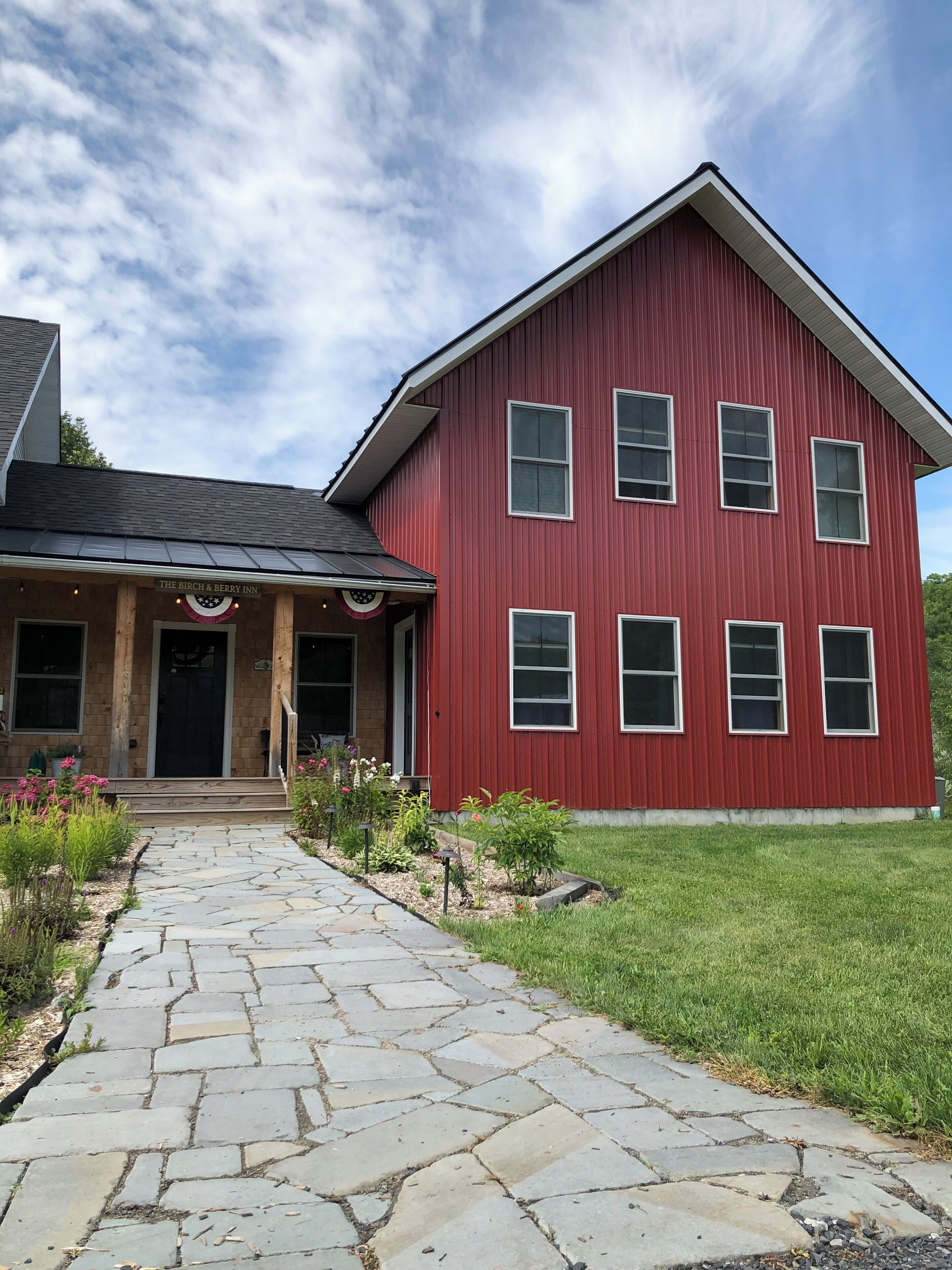 المنشأة من الخارج