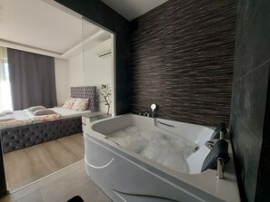 1 bedroom, WiFi, bed sheets - Cozy 1-bedroom apartment in lovely Beograd with AC, WiFi (Beograd)