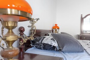 3 chambres, fer et planche à repasser, Wi-Fi, draps fournis