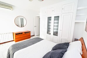 2 bedrooms, WiFi, bed sheets - Rincon de Sierra Nevada. Apartment with 2 bedrooms, and swimming pool. Ideal for families (Cenes de la Vega)