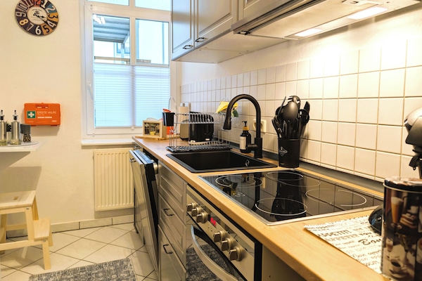 Kühlschrank, Ofen, Herdplatte, Geschirrspüler