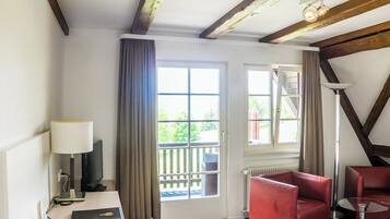 Allergitestet sengetøy, skrivebord og wi-fi (inkludert)