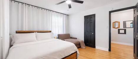 2 bedrooms, desk, iron/ironing board, travel crib