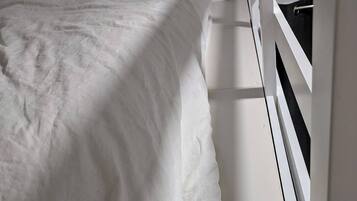 1 bedroom, desk, free WiFi, bed sheets