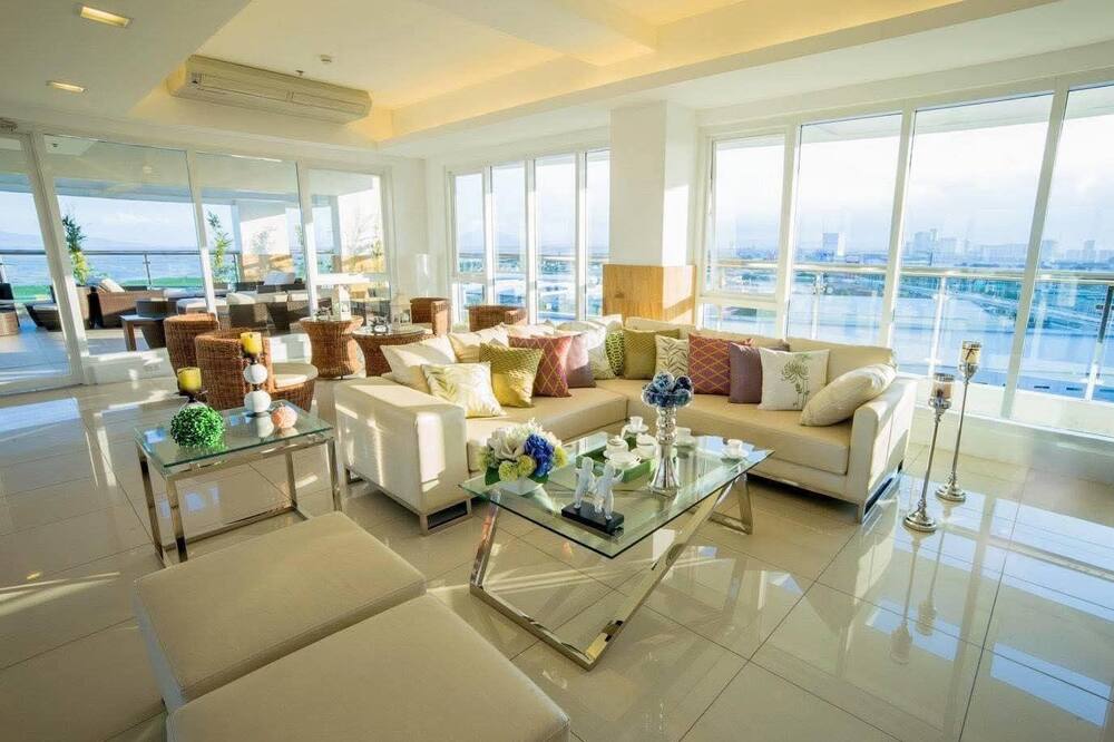 Anuva Residence