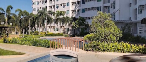 室外泳池