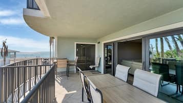 Condo, Multiple Beds, Balcony, Ocean View (MER50-7) | Outdoor dining
