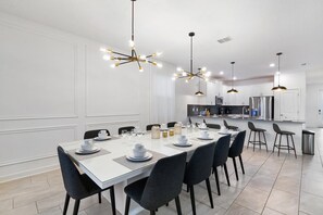 Hus, flere senger, adgang til basseng, bassengutsikt (SSH9290) | 9 soverom, individuelt dekorert, individuelt innredet og sengetøy