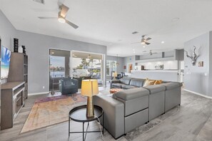 Huis, meerdere bedden, toegang tot zwembad, uitzicht op zwembad (CLC3520) | Woonruimte