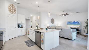 Condo, Multiple Beds, Pool Access, Ocean View (HLB14261-1625) | Private kitchen | Coffee/tea maker, electric kettle