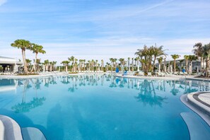 Outdoor pool - 1232 Blue Island Dr (Clermont)