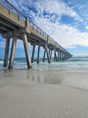 7 min drive to Beautiful Navarre Beach