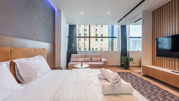 1 habitación, tabla de planchar con plancha, wifi y ropa de cama