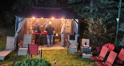 Lake Front Cabin Sleeps up to 14. 2 hours north of Saskatoon. Lots of Amenities