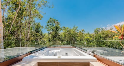 Xpu-Ha Beach Residential Resort Villa with pool, gym, tennis courts