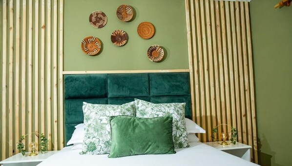 1 bedroom, desk, iron/ironing board, bed sheets