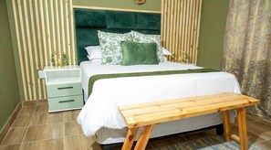 1 bedroom, desk, iron/ironing board, bed sheets