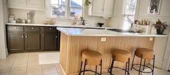 Modern Comfort in the Heart of Cherry Hill