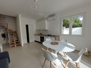 Dining - Salento Villa 300 m from the sea in Porto Cesareo with parking space 5+1 beds (Porto Cesareo)