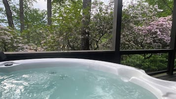 Idromassaggio all'aperto