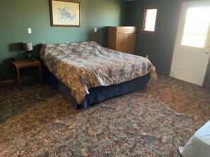 4 soverom, wi-fi (inkludert) og sengetøy