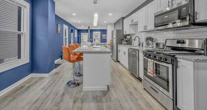 Tremont Jewel – Contemporary, Elegant & Spacious Retreat in Cleveland