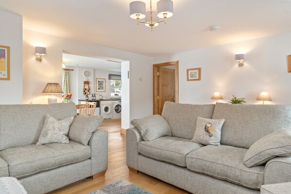 House | 3 bedrooms - Two Hoots - Peaceful Cottage Rural Views (Pembroke)