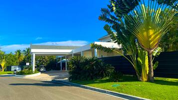 Enceinte de lâhĂ©bergement