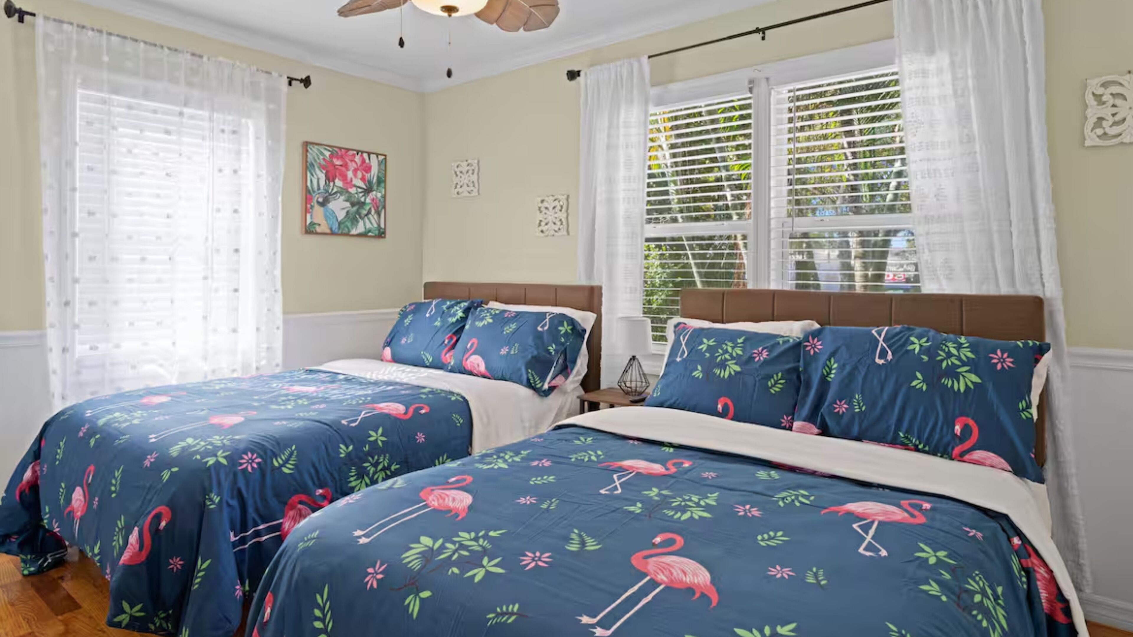 3 soverom, skrivebord, strykejern/-brett og wi-fi