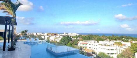 Utomhuspool