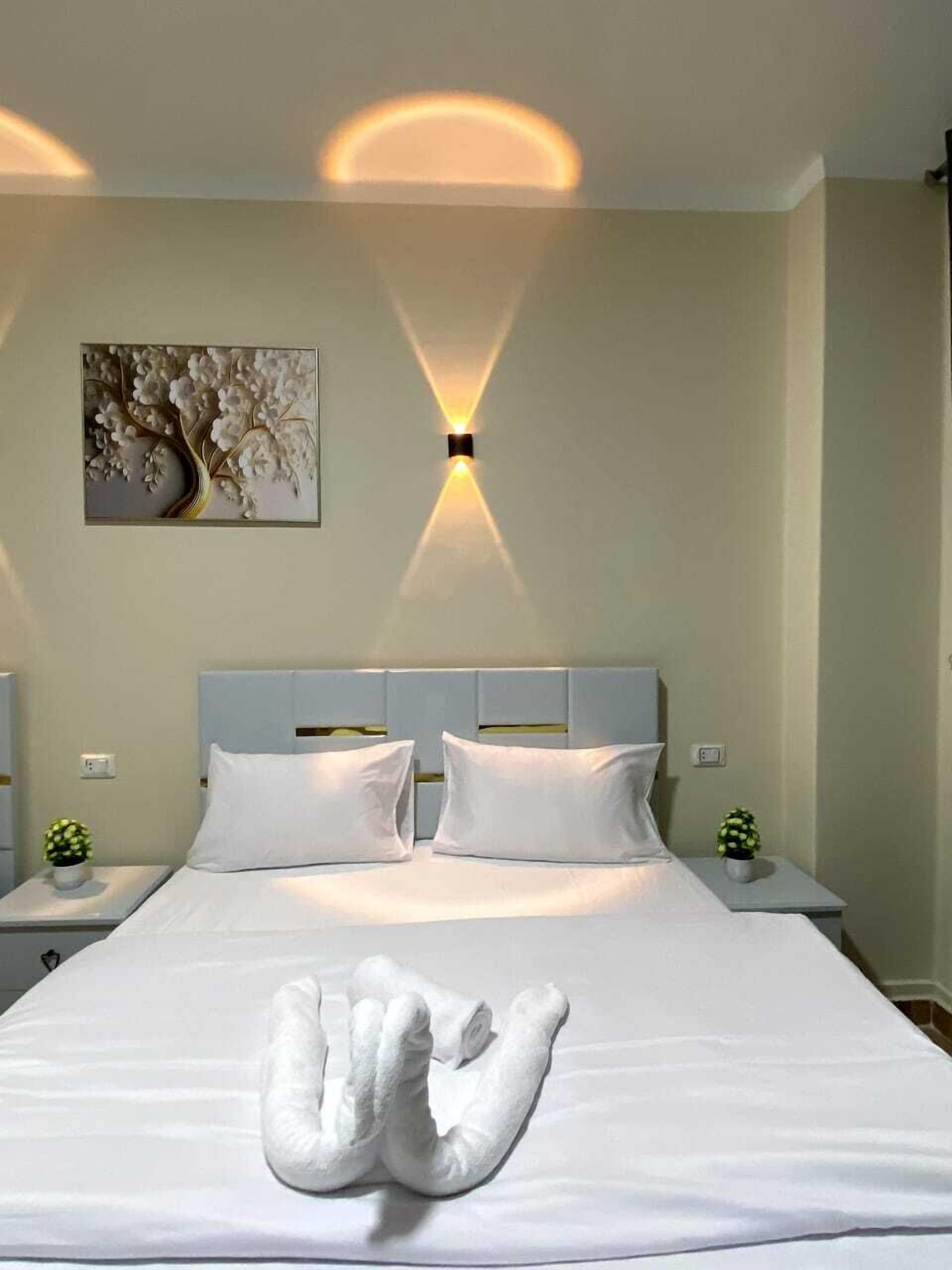 Classic Double Room | Laptop workspace, free WiFi