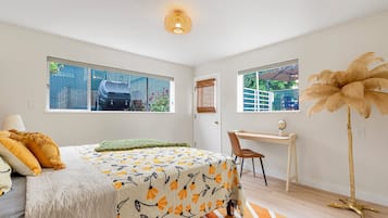 2 bedrooms, iron/ironing board, travel crib, WiFi