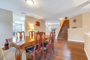 Dining - 6 Mi to Lake Travis: Spacious Cedar Park Home! (Cedar Park)