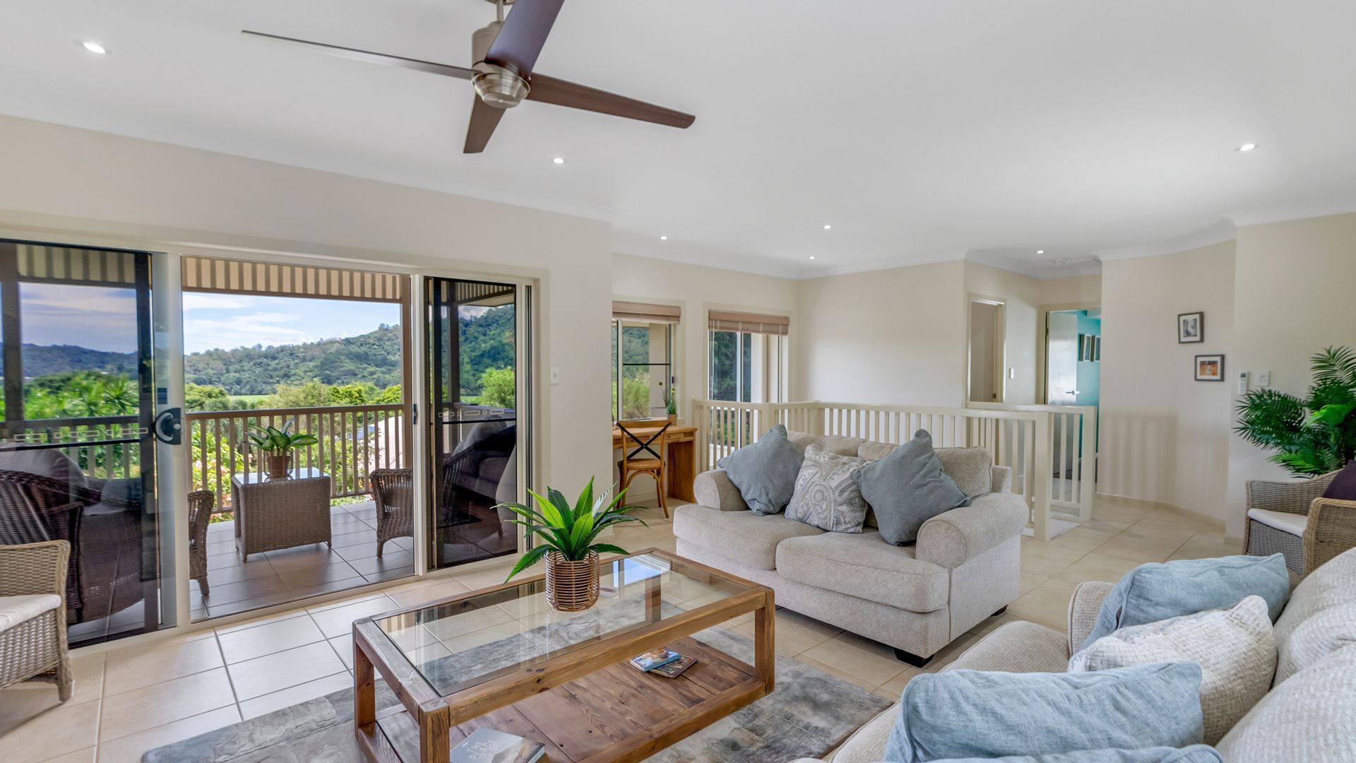 TV connectée, espaces bureaux